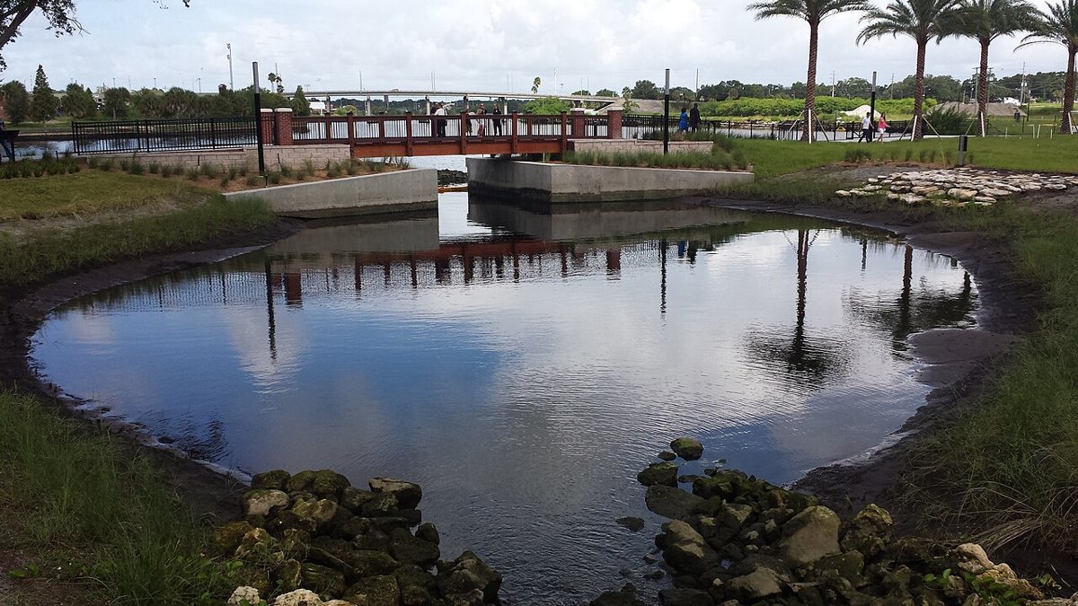 the lawn and fountain at Water Works Park in Tampa Heights