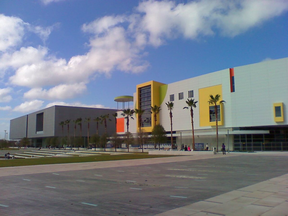 Tampa Museum of Art building along the Riverwalk at dusk