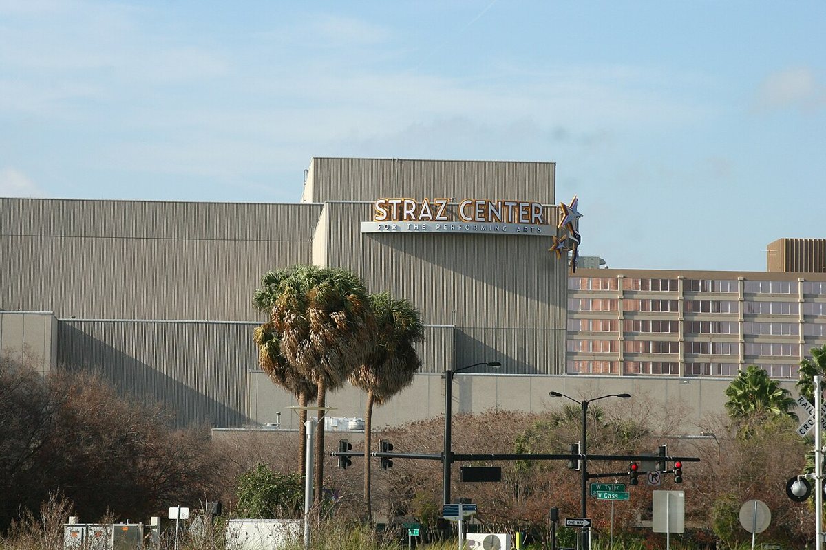 Straz Center for the Performing Arts Tampa skyline